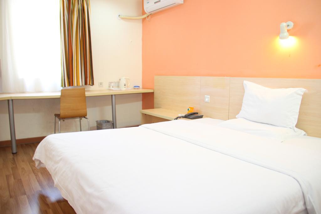 7Days Inn Guangzhou Longkou East מראה חיצוני תמונה