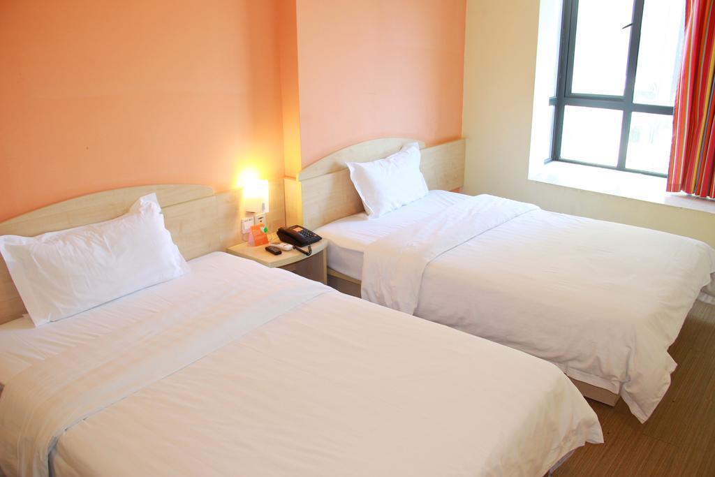 7Days Inn Guangzhou Longkou East חדר תמונה