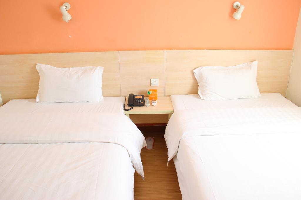 7Days Inn Guangzhou Longkou East מראה חיצוני תמונה