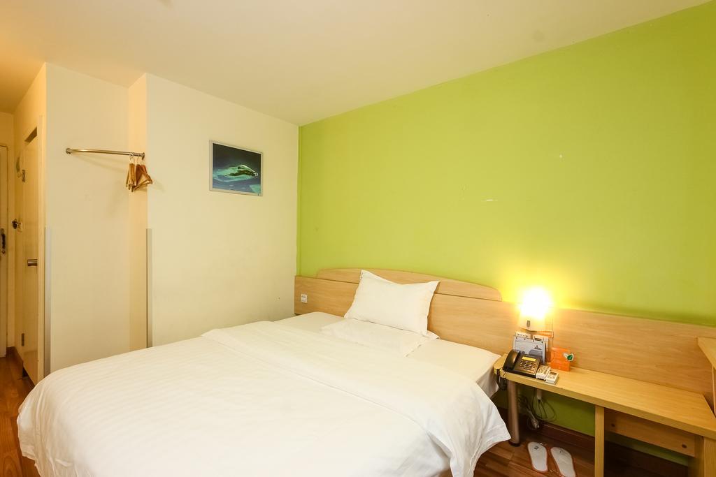 7Days Inn Guangzhou Longkou East מראה חיצוני תמונה