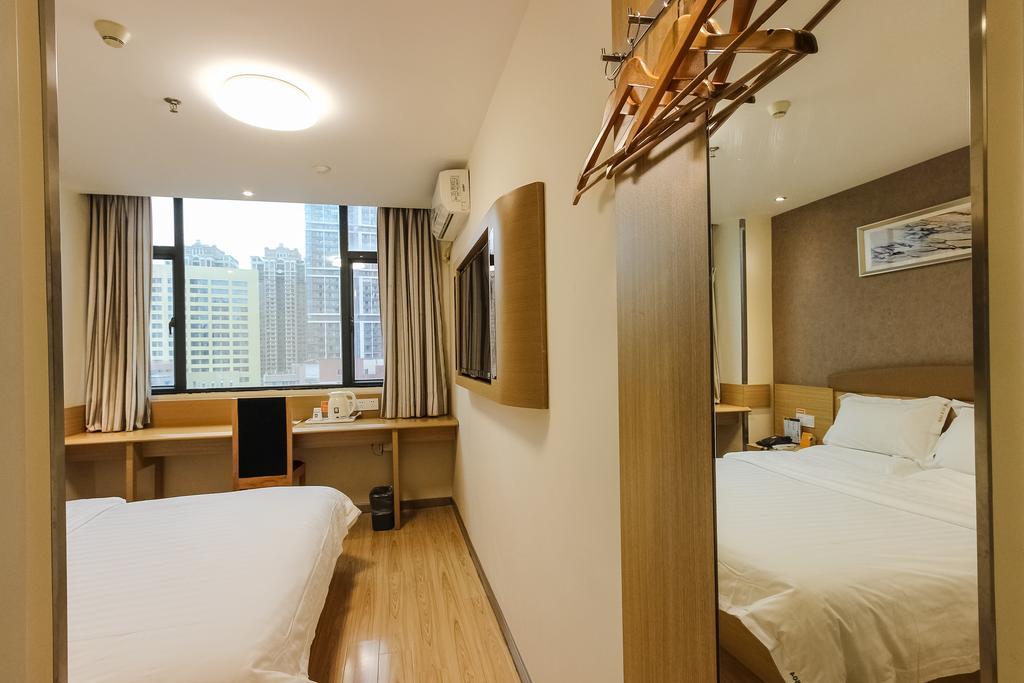7Days Inn Guangzhou Longkou East מראה חיצוני תמונה